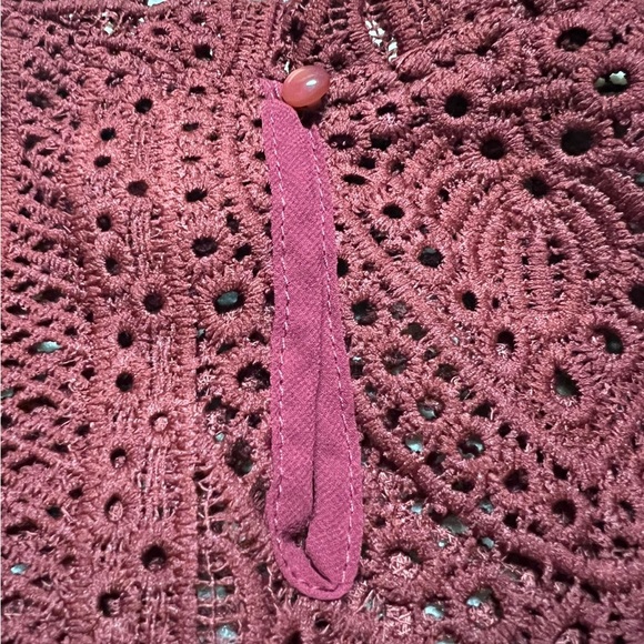 Lace ladies top - Picture 5 of 6